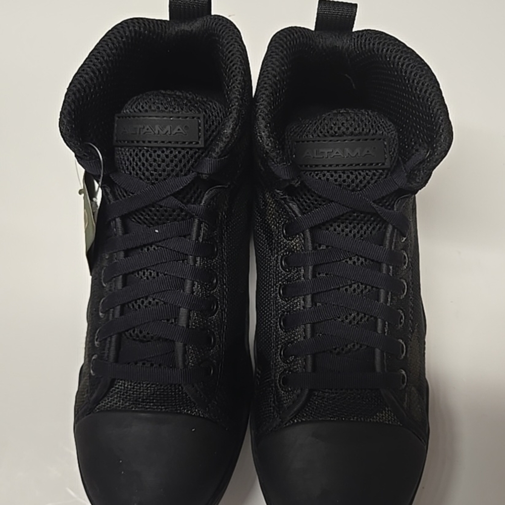 NIB Altama Men's Black camo Boots size 6R